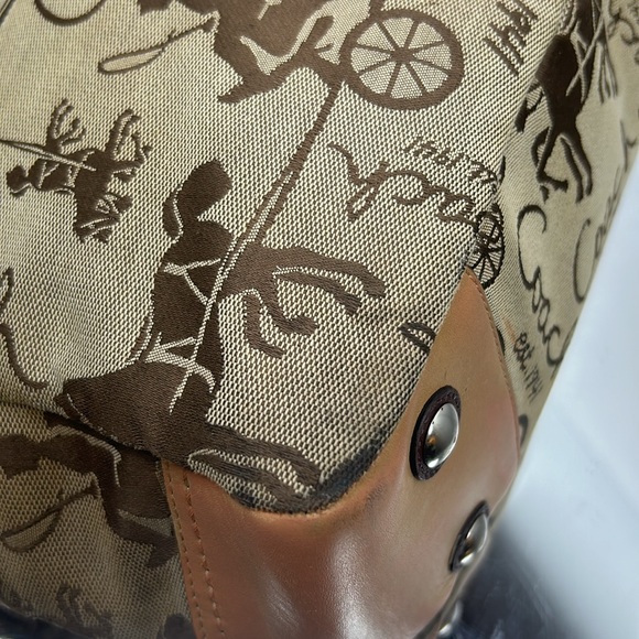 Authentic Coach horse and carriage print canvas bag - Picture 15 of 16